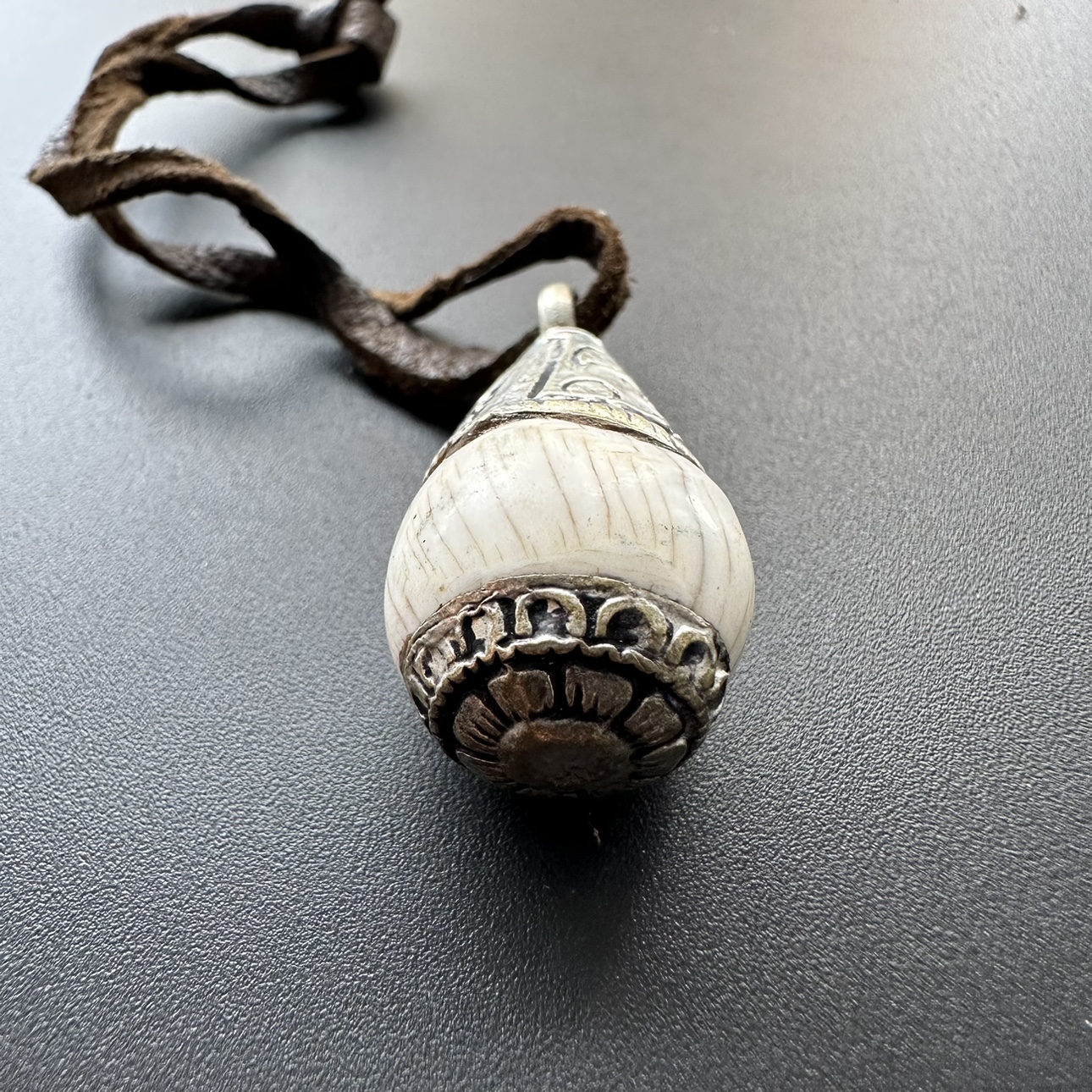 Handmade Tibetan  Pendant Vint - Ethnic Fashion World บทวิจารณ์และราคา