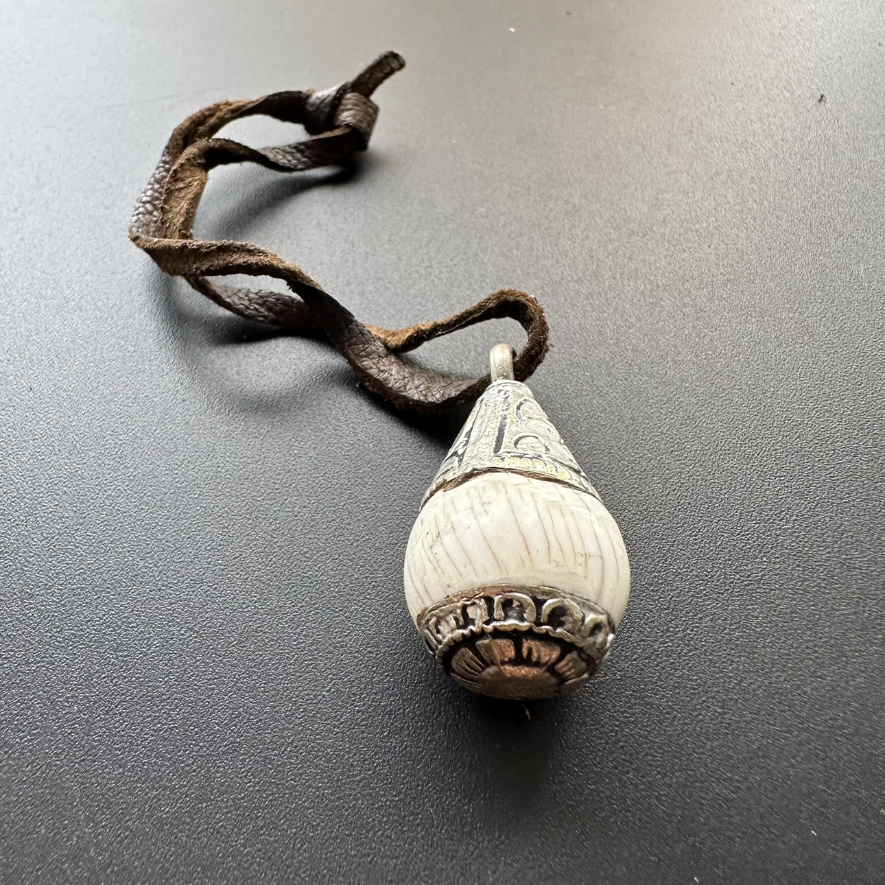 Handmade Tibetan  Pendant Vint - Ethnic Fashion World บทวิจารณ์และราคา