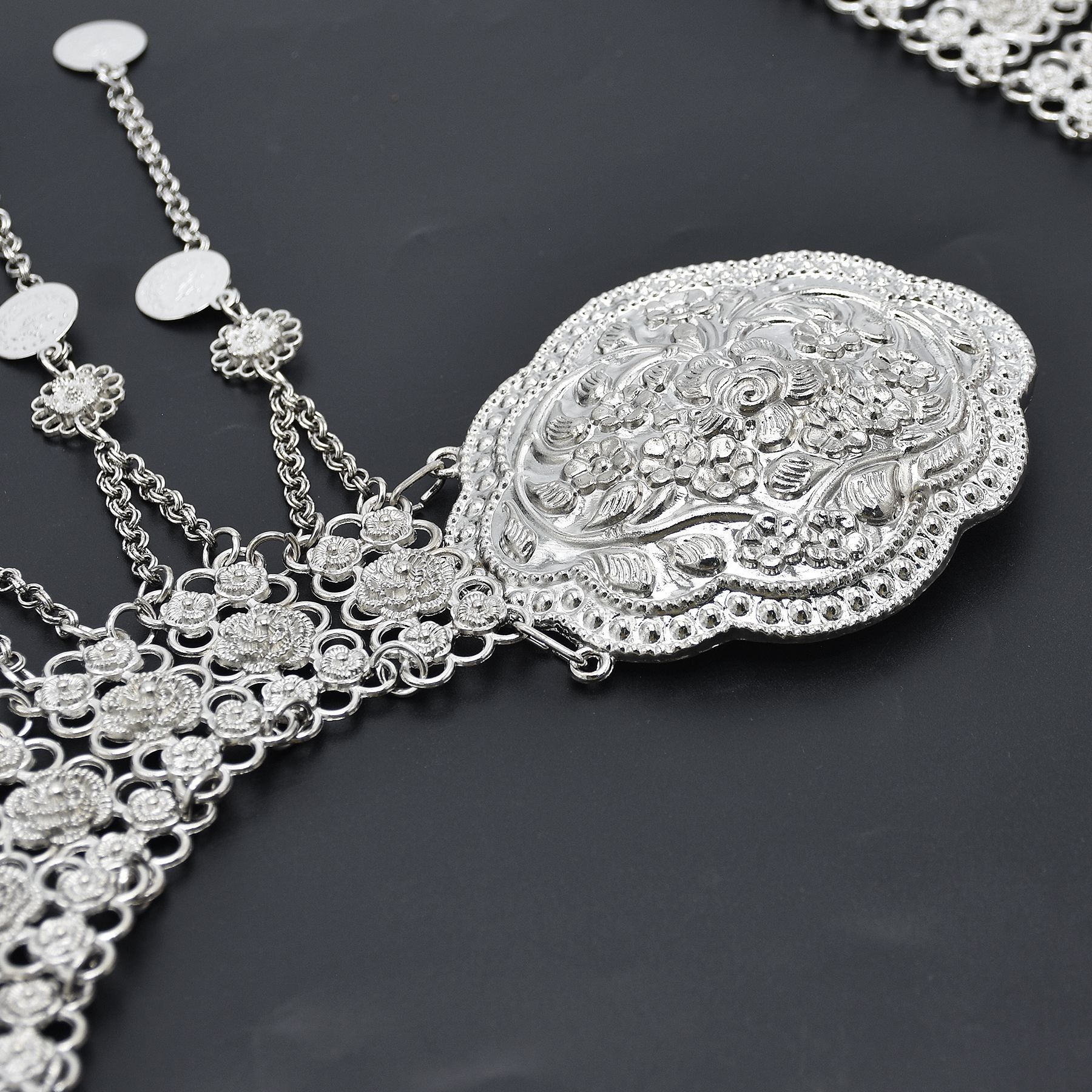 Silver Plated Moroccan Caftan  - Ethnic Indian Fashion บทวิจารณ์และราคา