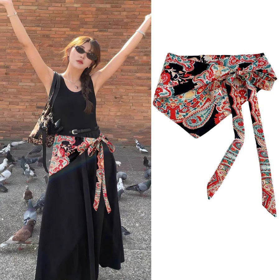 Cashew flower triangular scarf - Ethnic Fashion Wear บทวิจารณ์และราคา