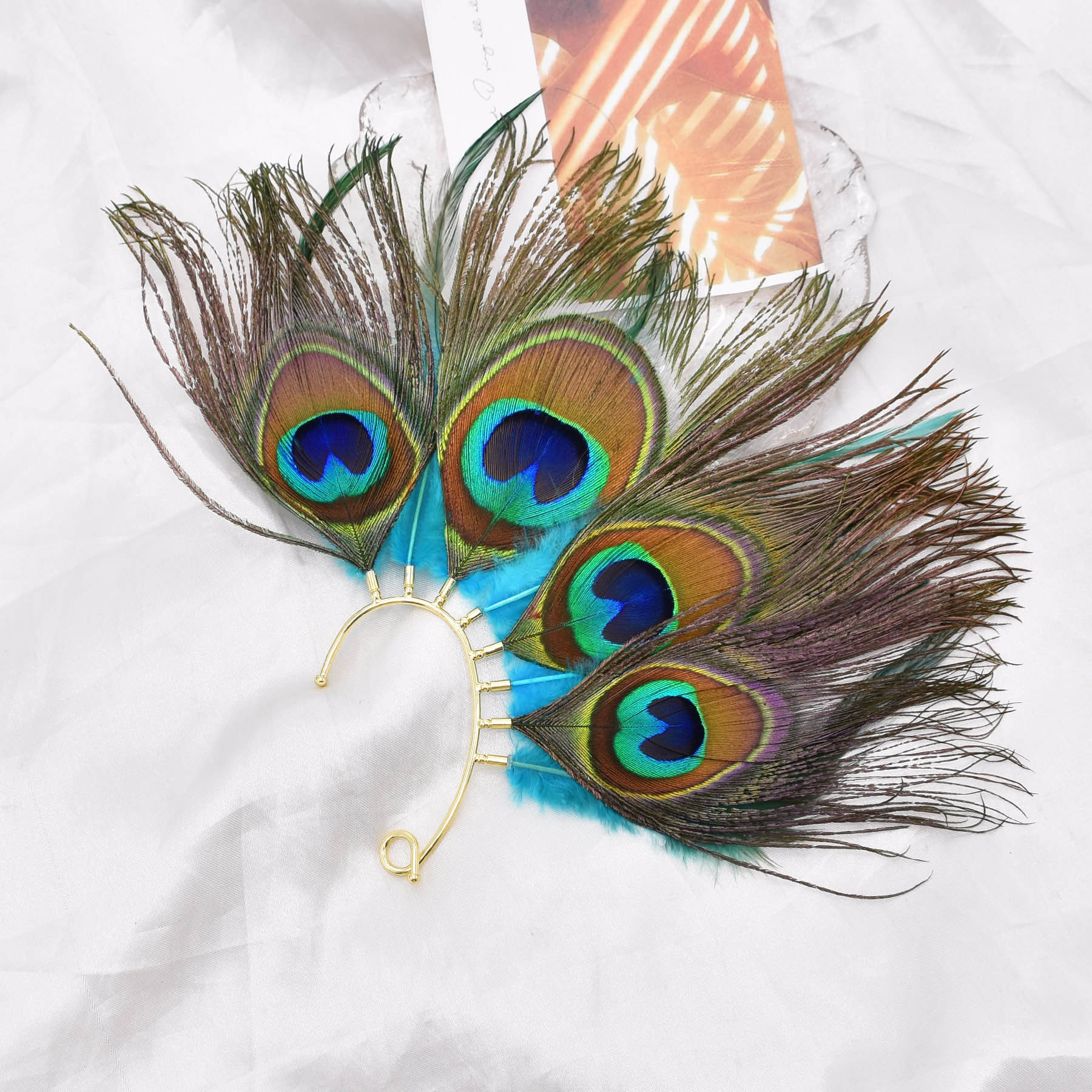 Peacock Feathers Women Ear Cuf - Ethnic Indian Fashion บทวิจารณ์และราคา