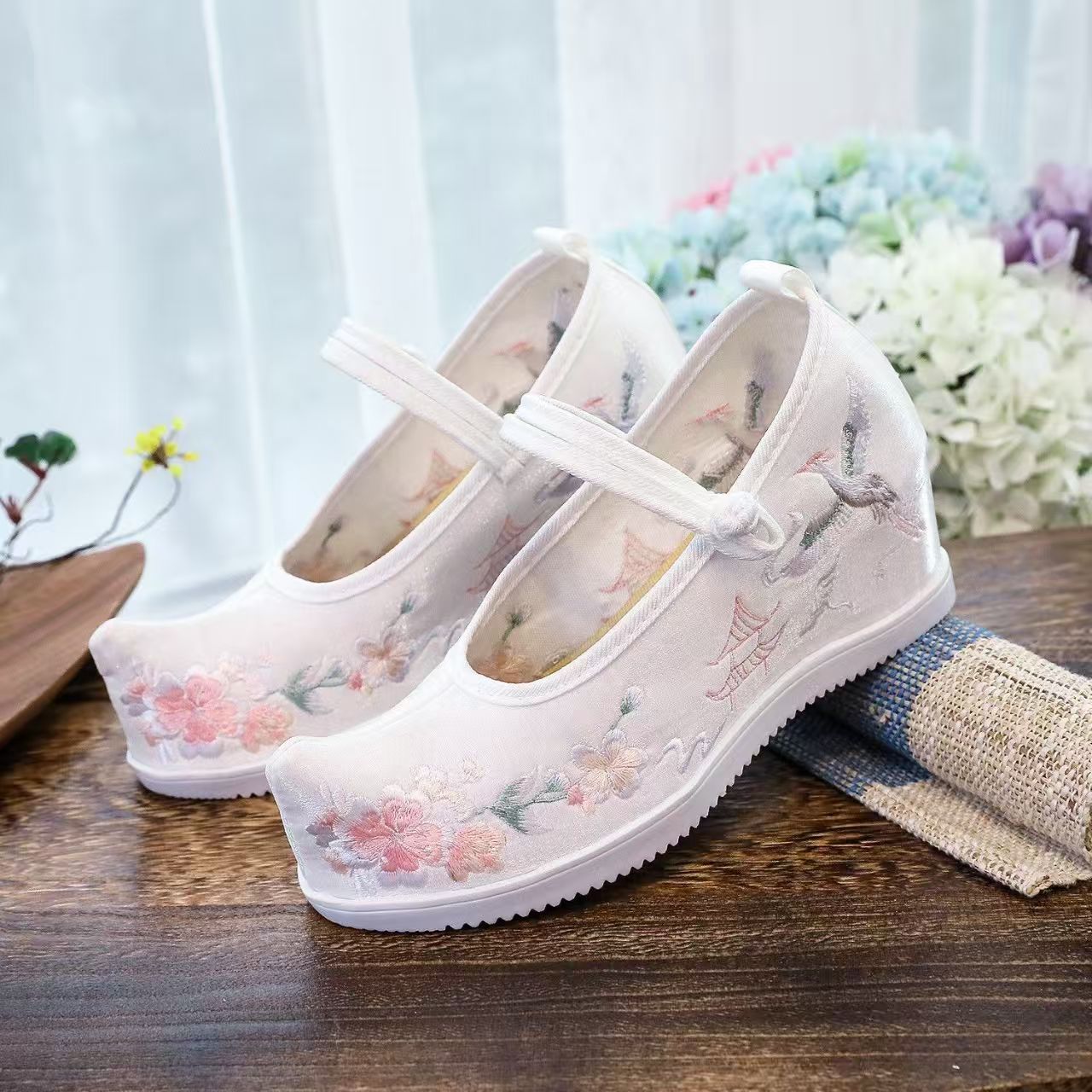 Women Increased Internal Embro - Ethnic Style บทวิจารณ์และราคา