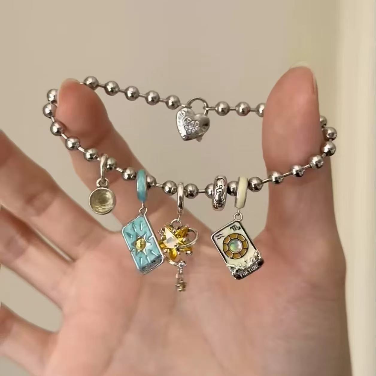 Vintage Magic Witch Divination - Ethnic Fashion World บทวิจารณ์และราคา