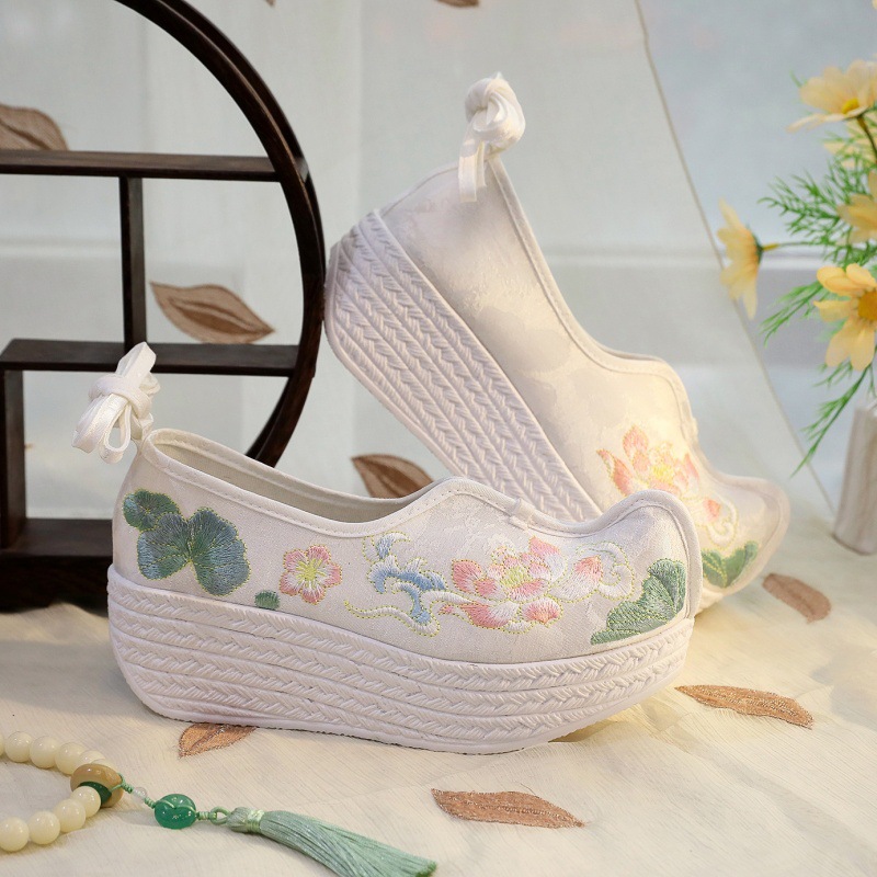 2026 Women's White Lotus Embro - Ethnic Style บทวิจารณ์และราคา