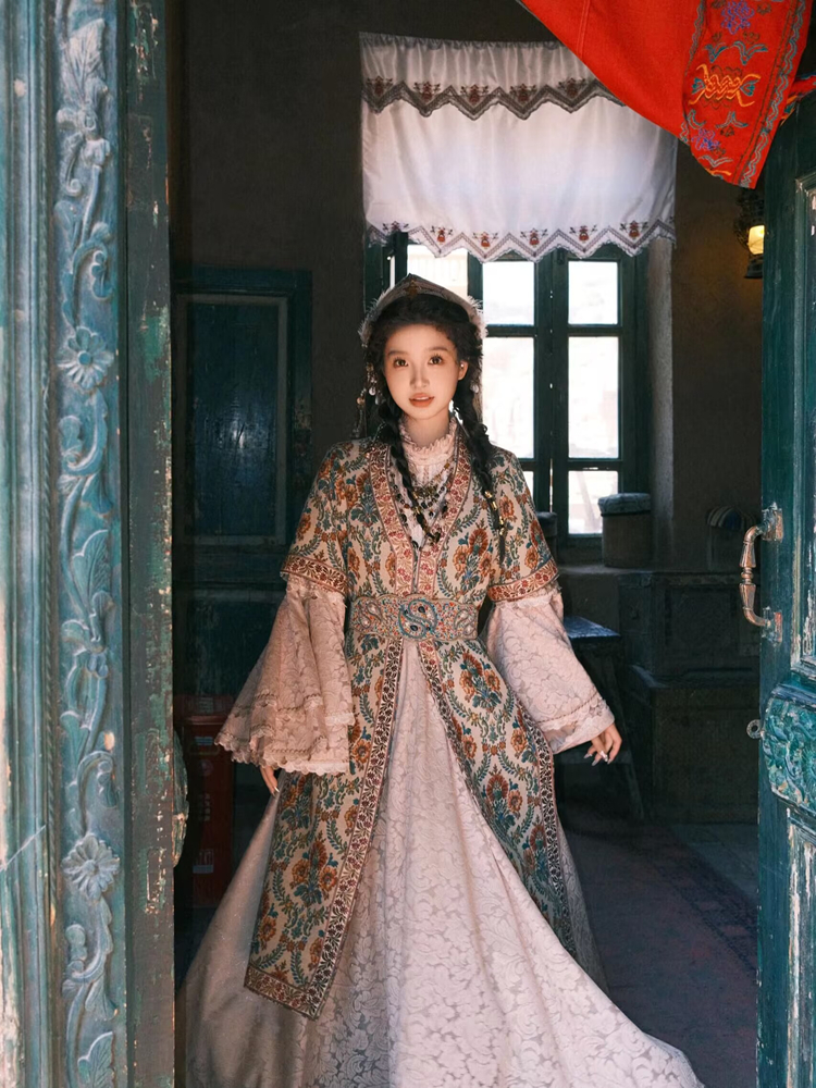 Princess Style Ethnic Minority - Ethnic Clothing & Online Fashion Store Khaadi Uk บทวิจารณ์และราคา